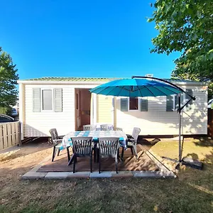 https://camping-le-mar-atlantis.inbrittany.com