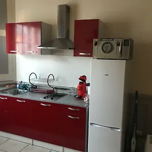 https://studio-mezzanine.hotels-rhonealpes.com